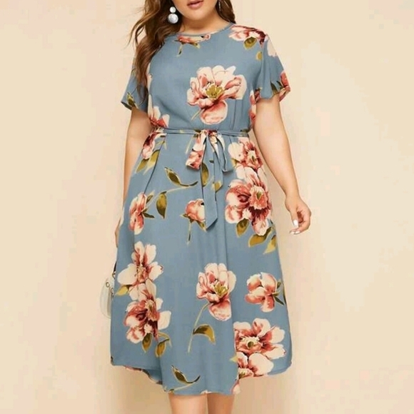 SHEIN Dresses & Skirts - Plus Large Floral Print Belted Dress XL Midi